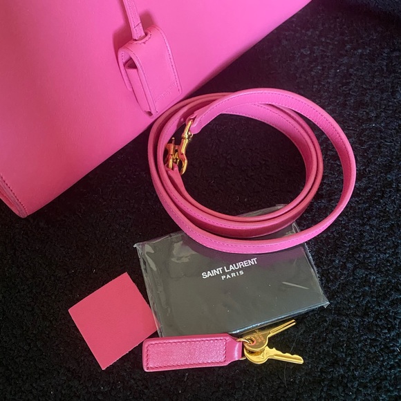 💗Saint Laurent Small Sac De Jour💗 - Picture 8 of 10